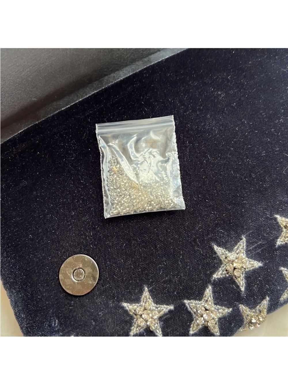 Navy velvet crossbody or envelope clutch with rhinestone stars - Picture 8 of 9